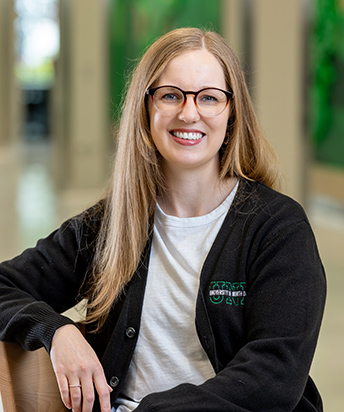 Paige Fladland Headshot