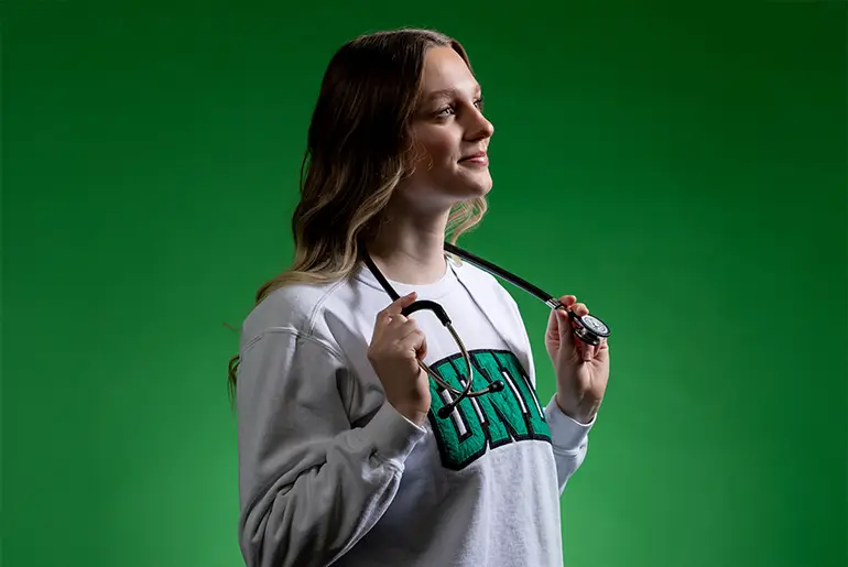 Jenna Koppelsloen with stethoscope