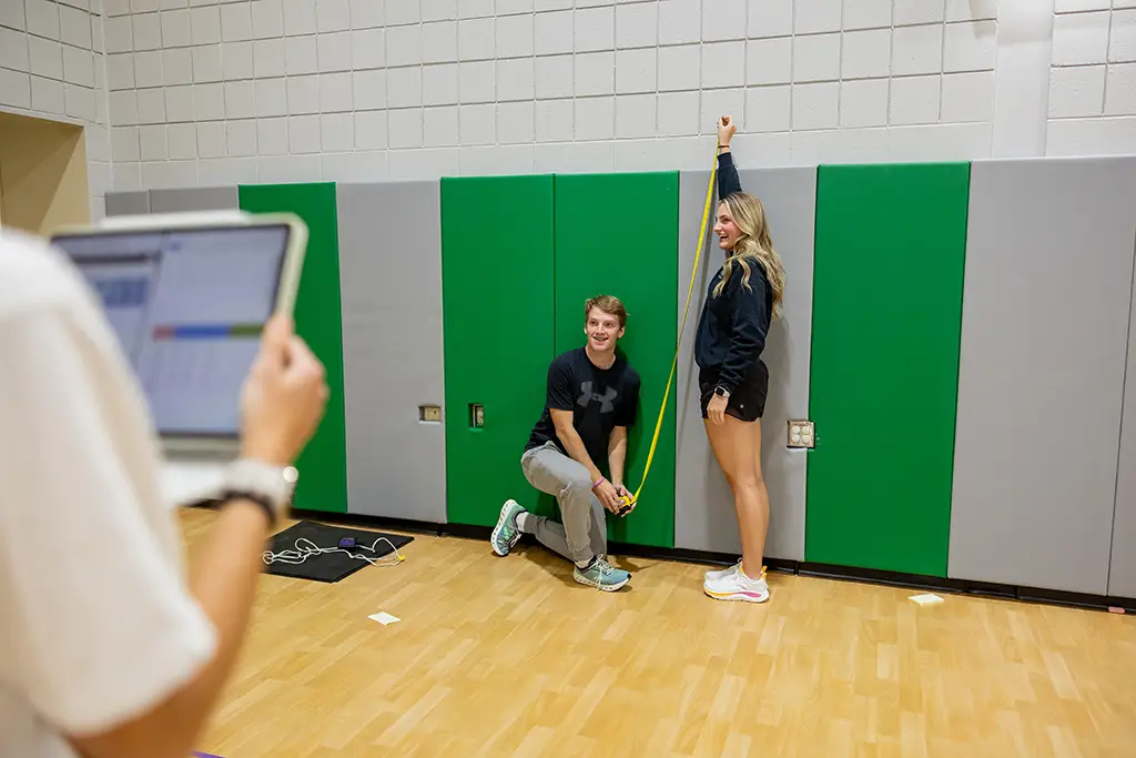 renee volunteering with special olympics