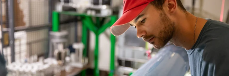 geological engineering student working in lab