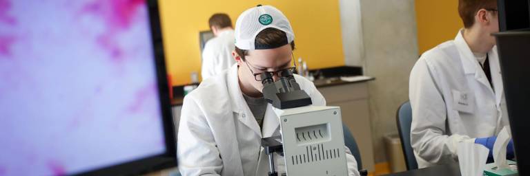 molecular biology student in lab