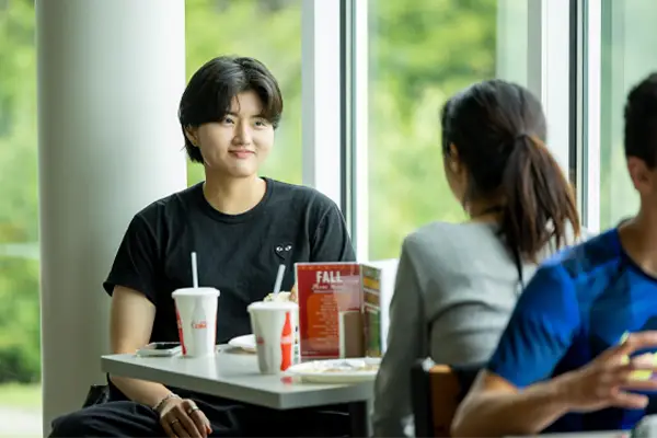 UND Students Eating Together in Dining Hall