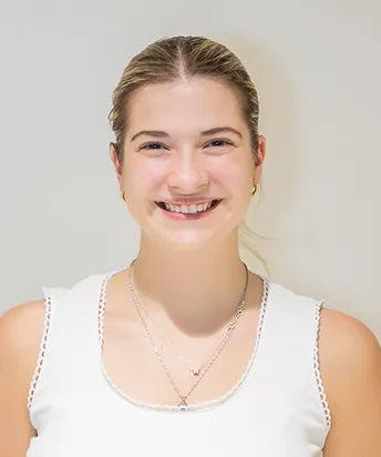 Leah Vigevani Leah Vigevani